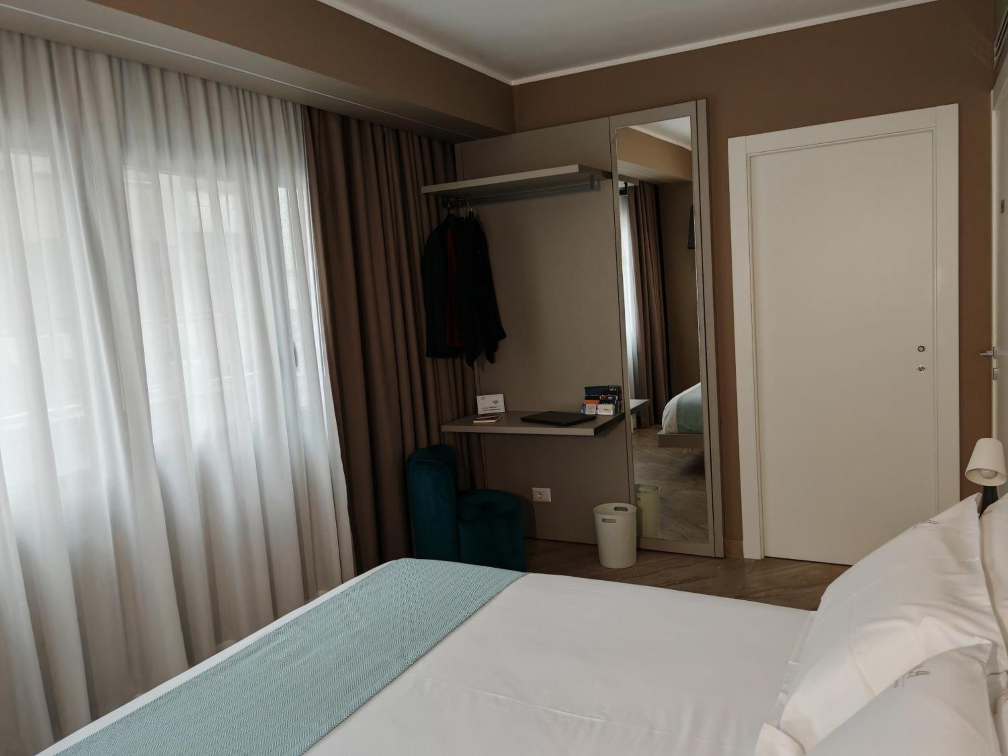 Effe4 Lovely Room Bari Eksteriør bilde